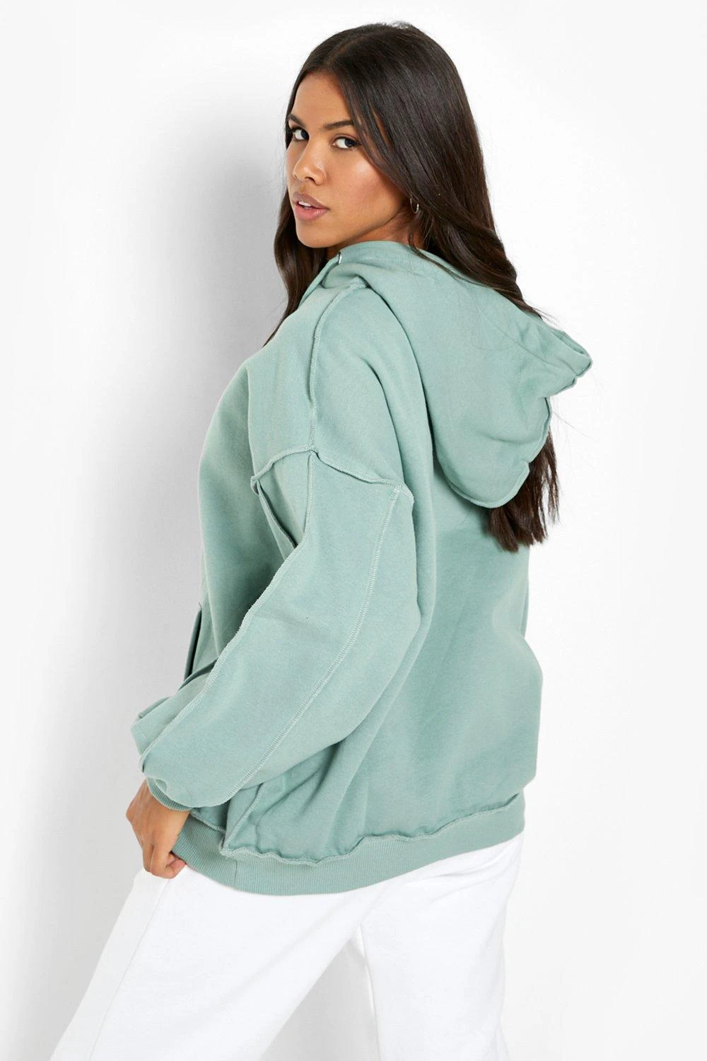 Sweat à Capuche à Coutures Apparentes – Image 2