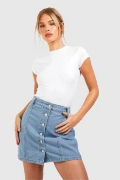 Mini-jupe à Fermeture à Boutons