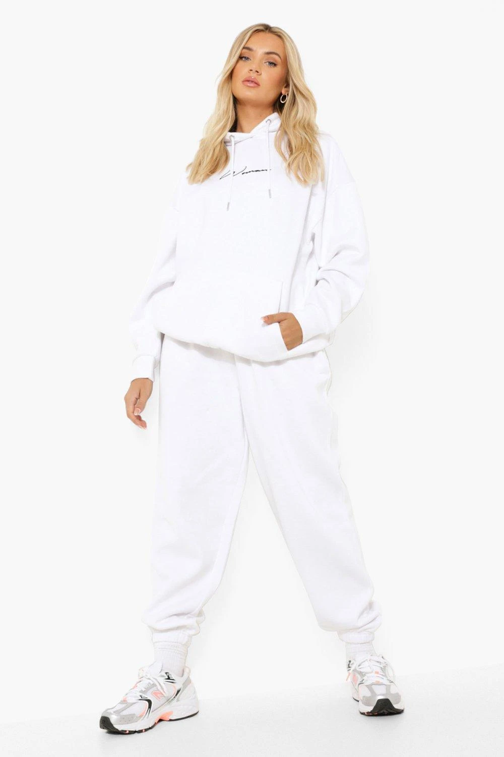 Sweat à Capuche Oversize Brodé Woman – Image 3