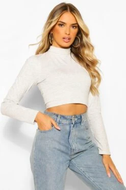 BOOHOO Crop Top à Col Montant Et Manches Longues