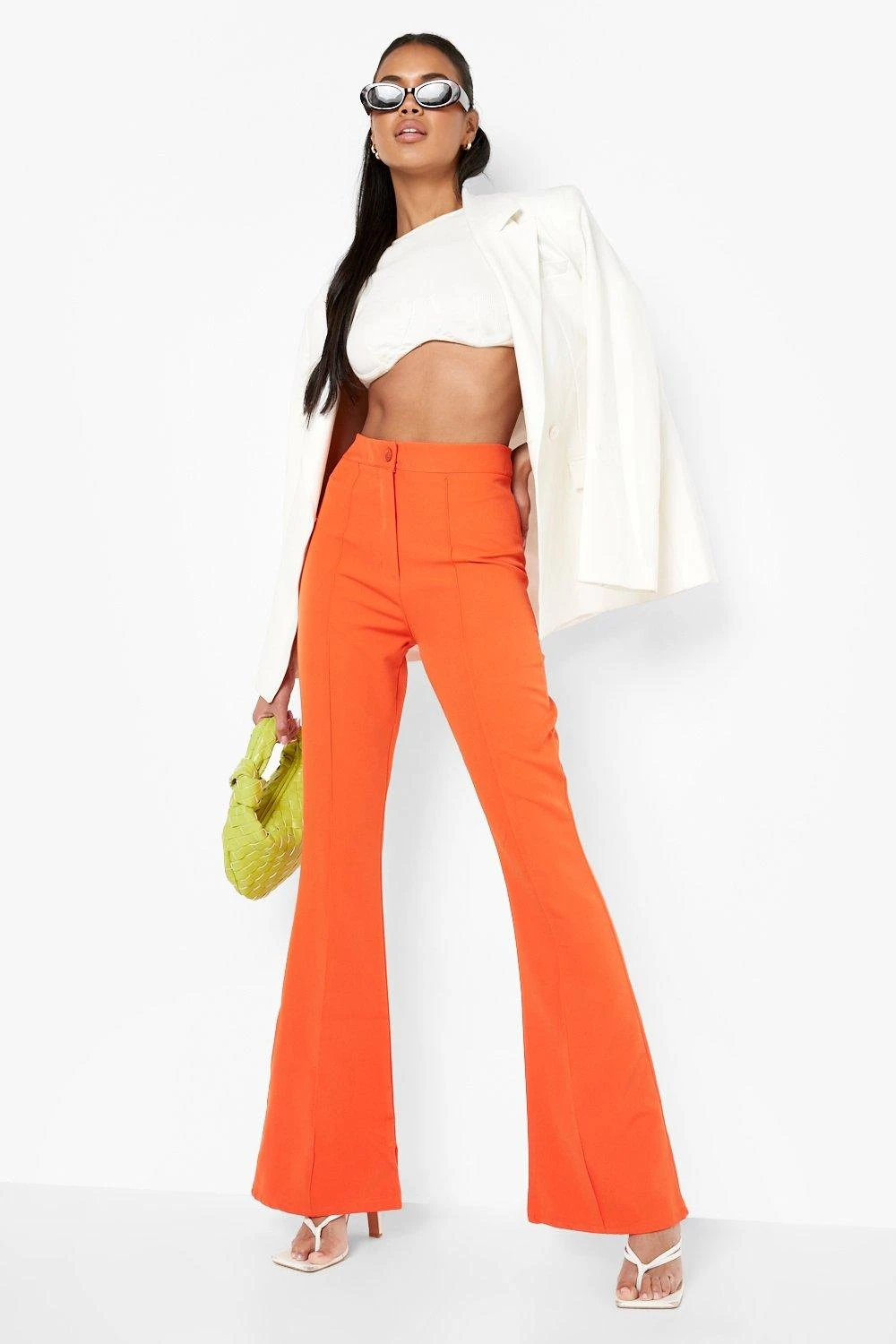 Pantalon Flare Slim Ă Coutures Contrastantes