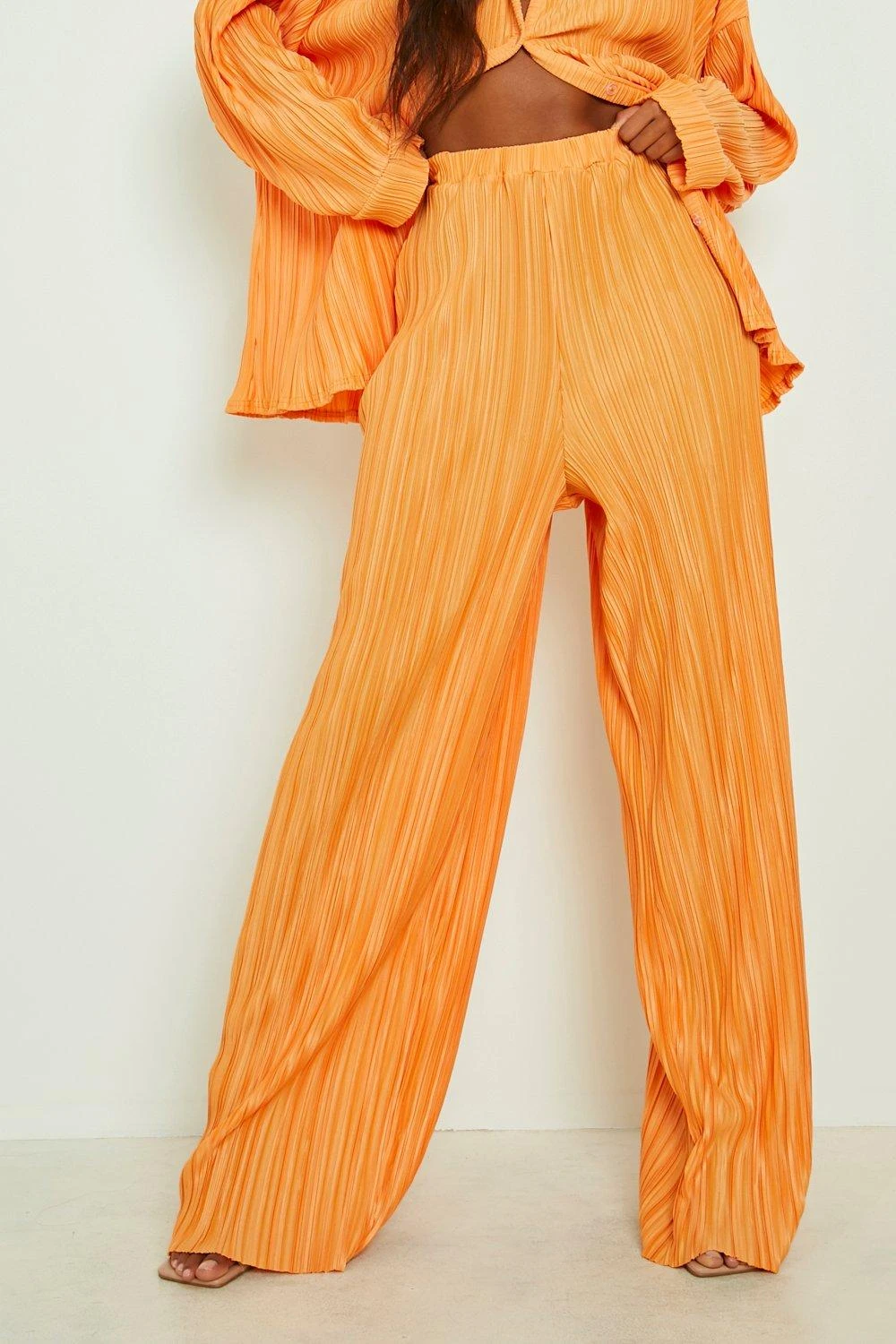 Pantalon Large Plissé Effet Mat – Image 4