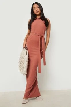 BOOHOO Petite - Robe Longue Côtelée Nouée