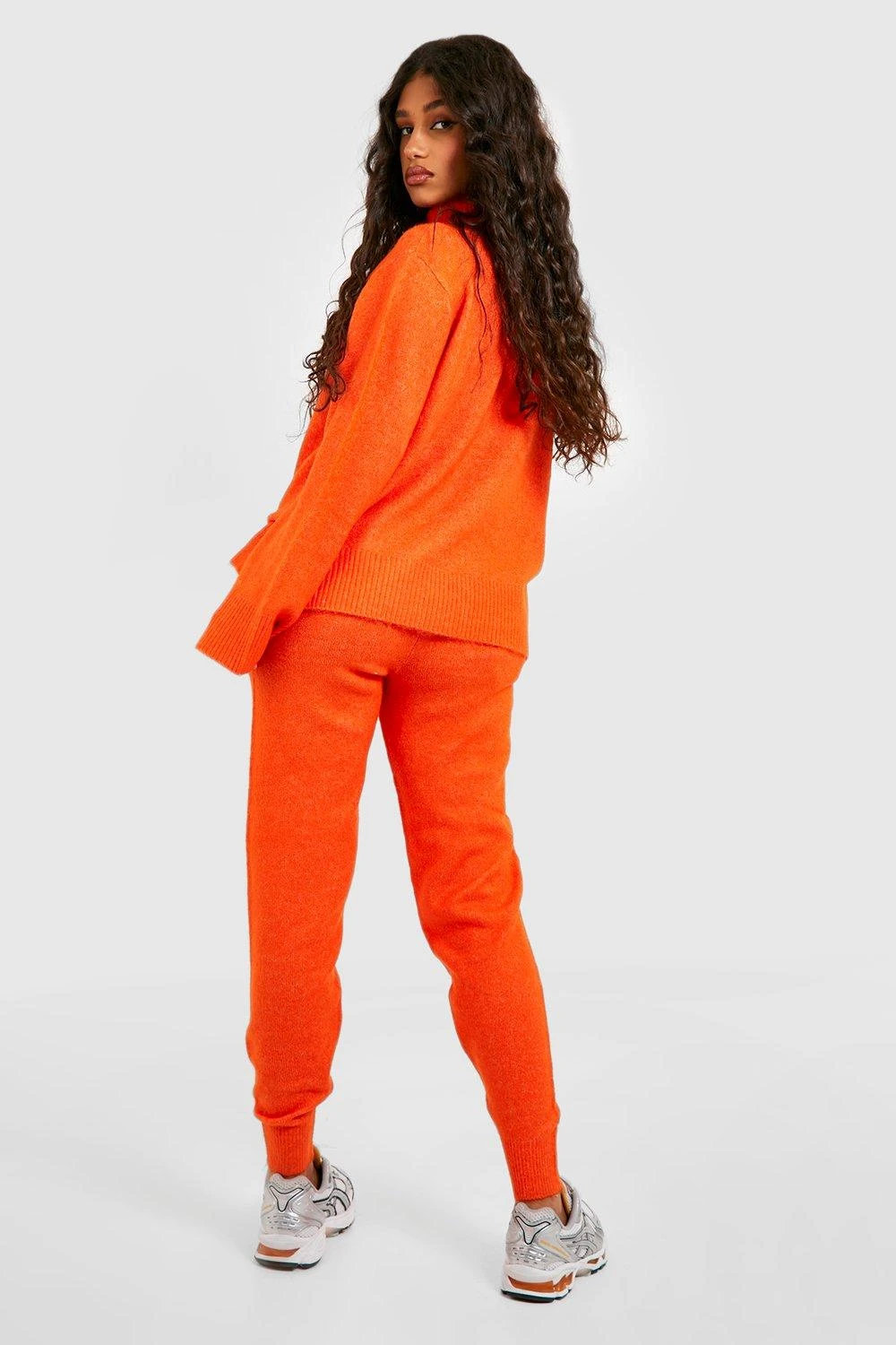 Ensemble Confort Jogging En Tricot Et Pull à Col Roulé – Image 2