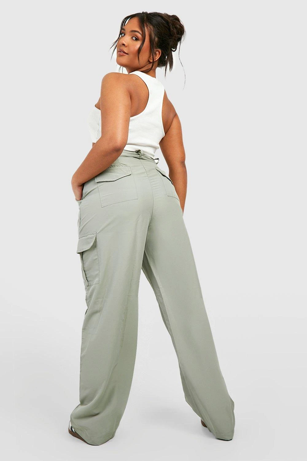 BOOHOO Grande Taille - Pantalon Cargo à Taille Froncée – Image 2