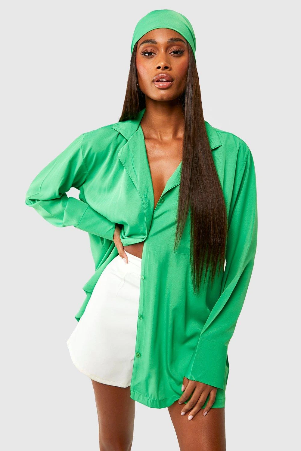 Ensemble Avec Chemise Oversize Et Foulard – Image 3