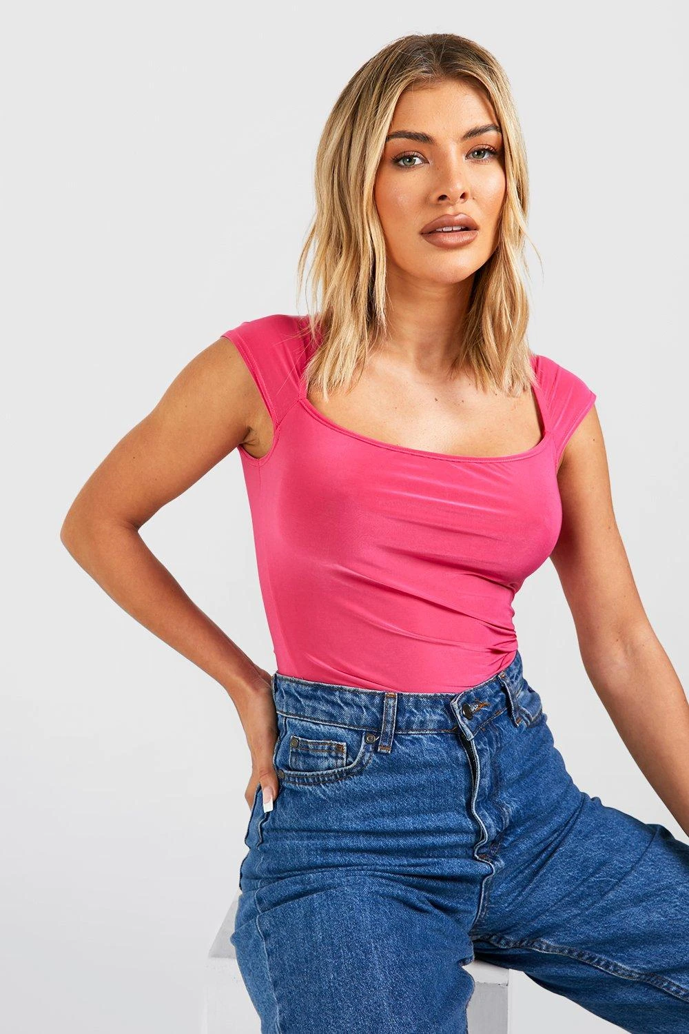 Top à Col Carré – Image 4