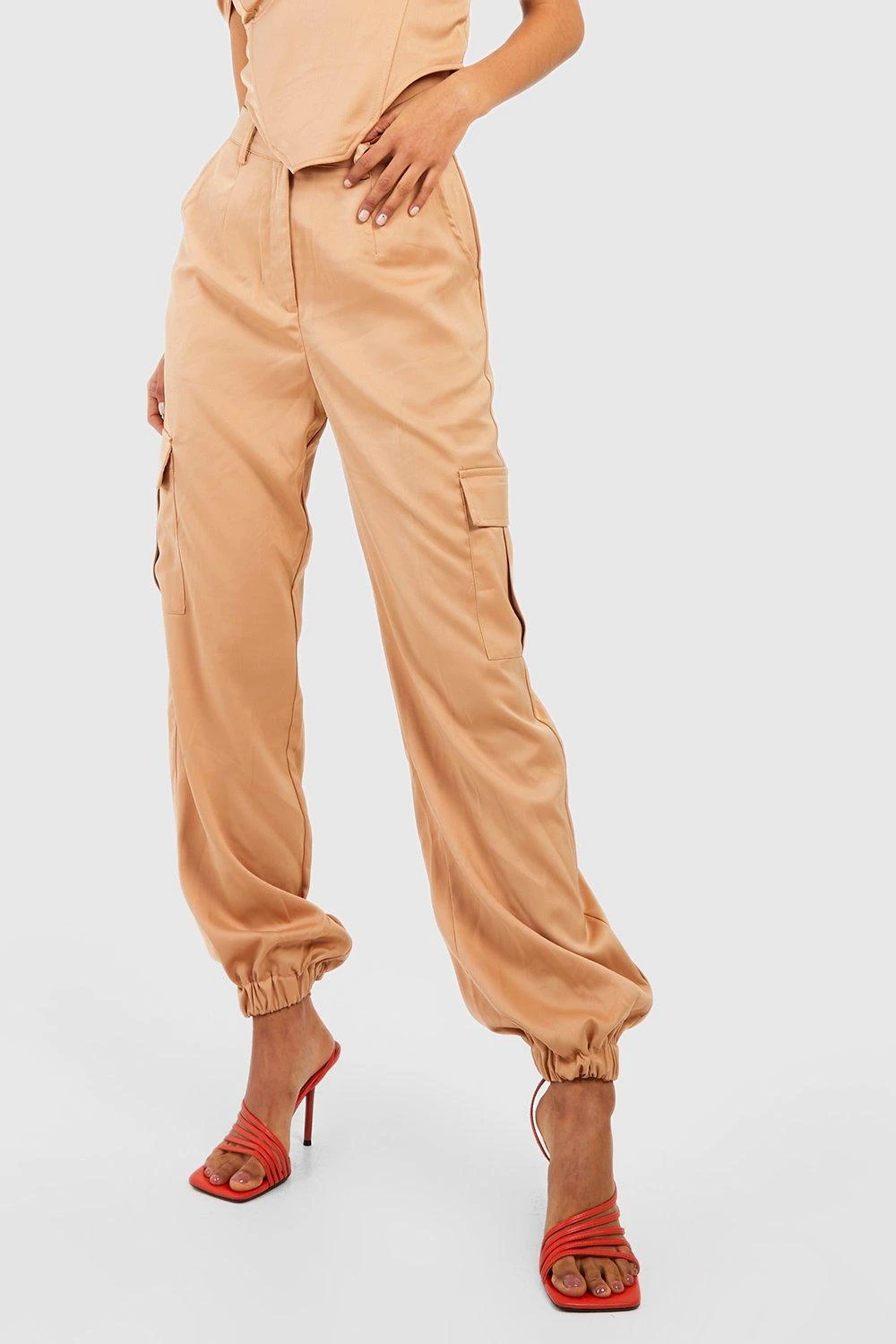 Pantalon Cargo Satiné – Image 4