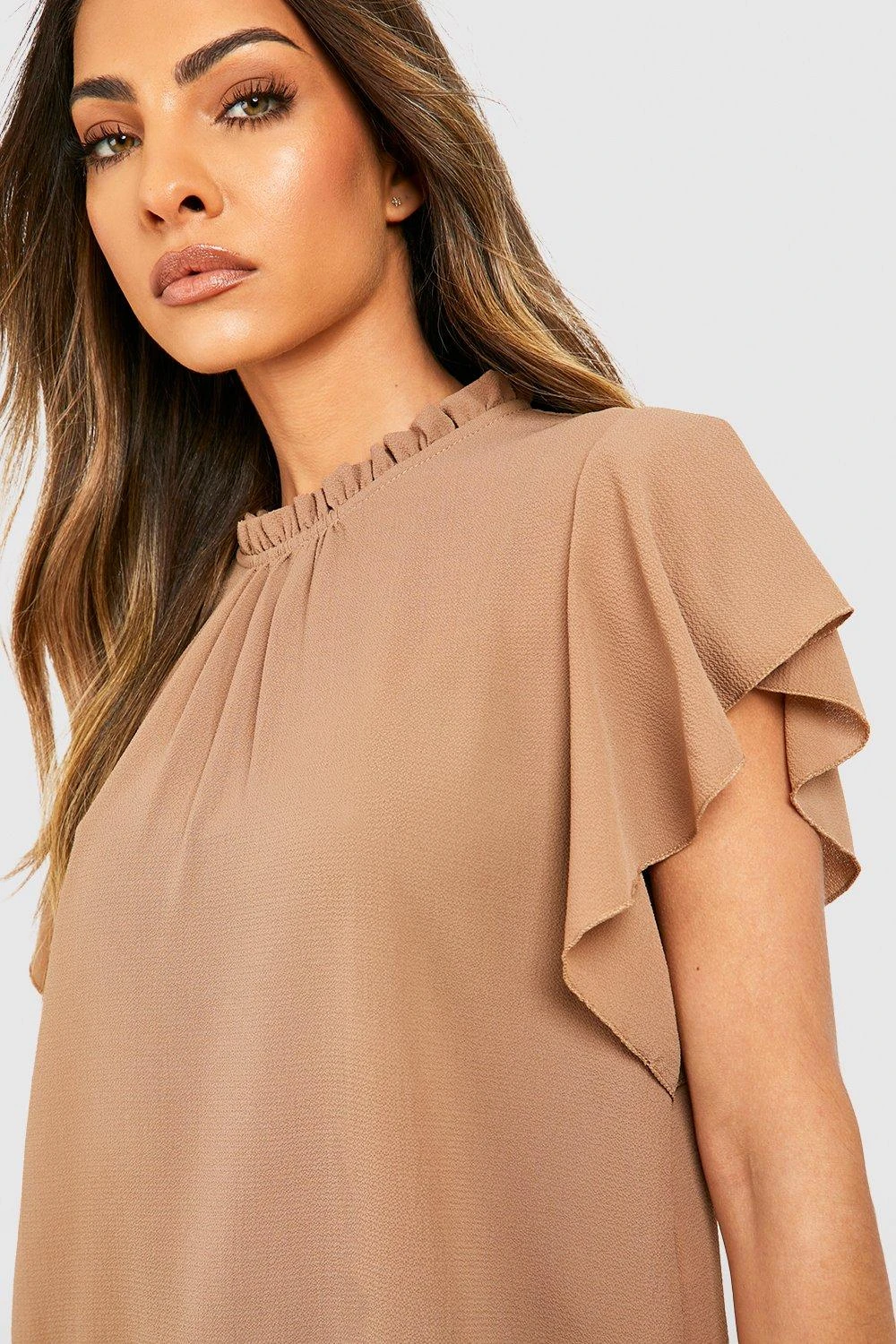 Chemisier à Col Et Manches Volantés – Image 4