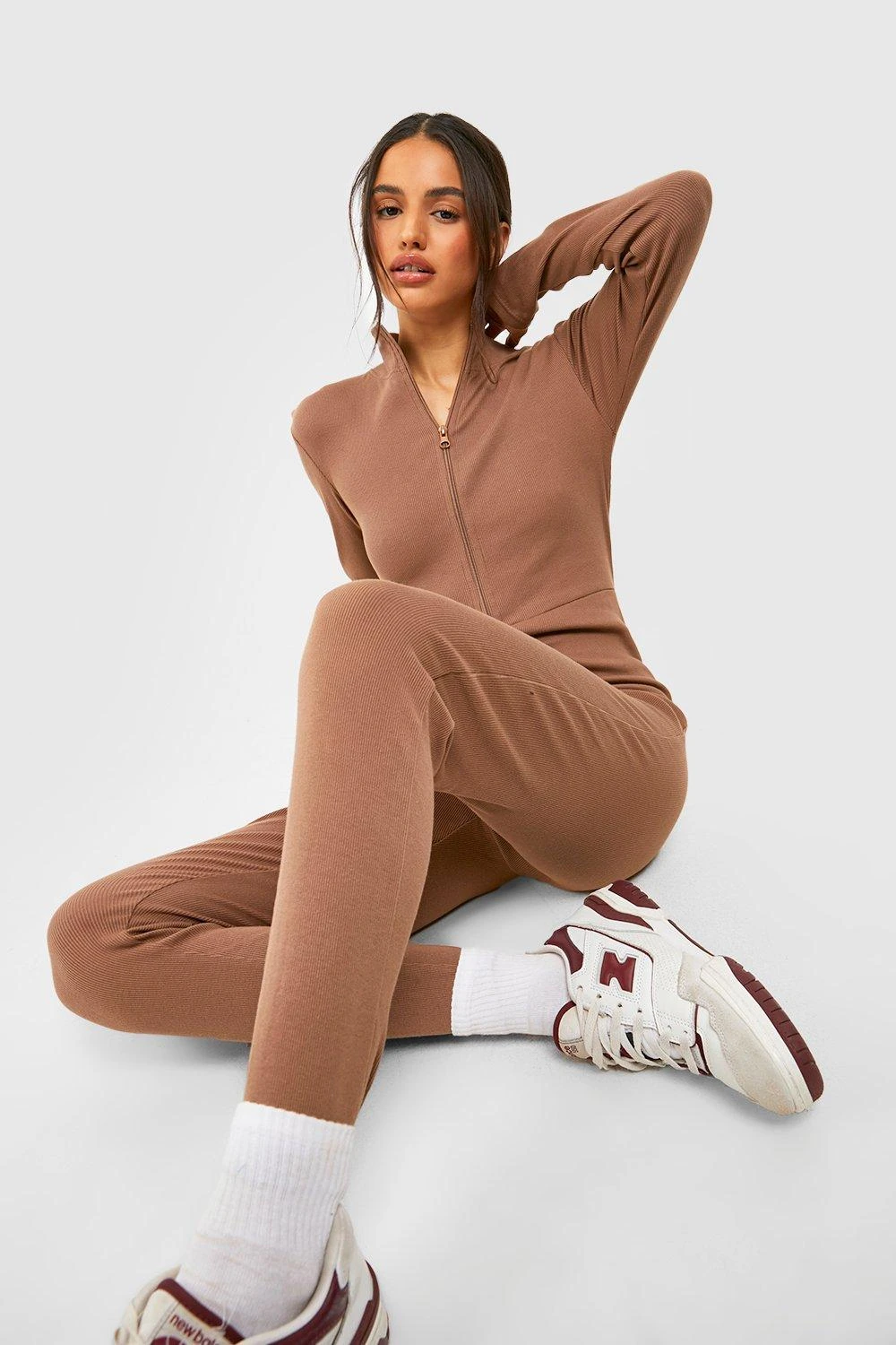 BOOHOO Combinaison Moulante Zippée à Manches Longues