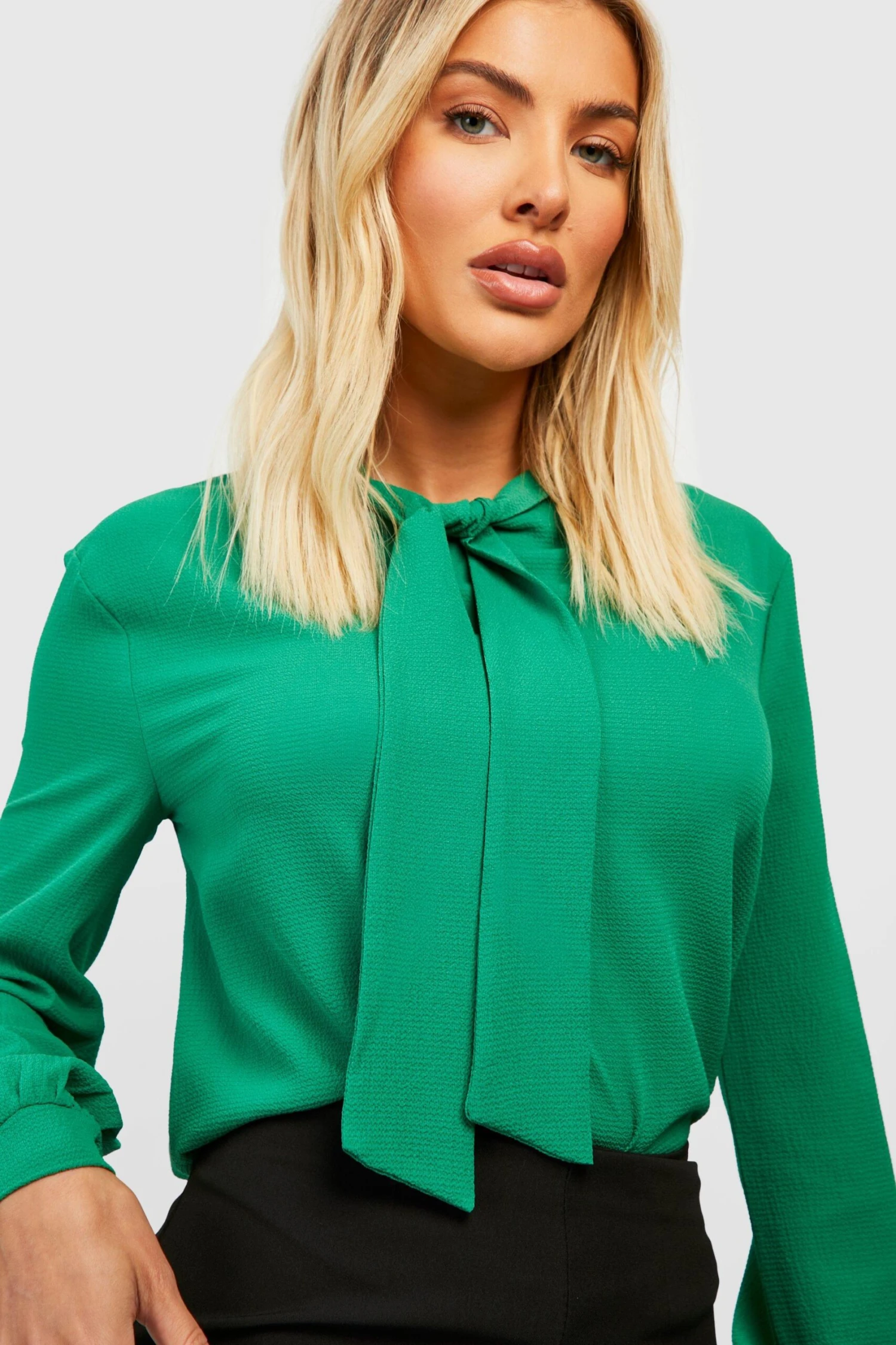 BOOHOO Blouse à Nœud Lavallière – Image 4