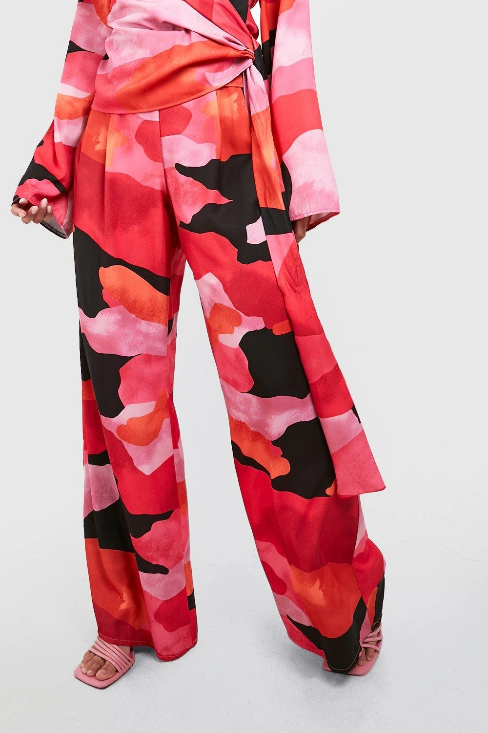 Pantalon Extra Long Imprimé Abstrait – Image 4