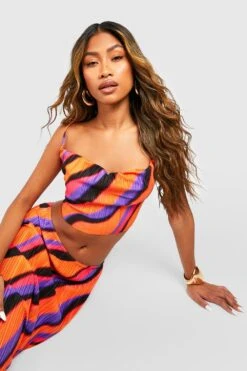 Crop Top Plissé à Col Bénitier Et Imprimé Abstrait