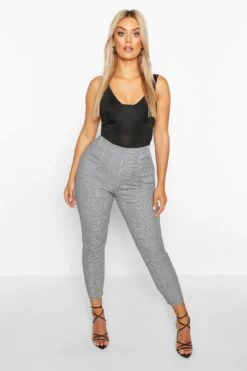 BOOHOO Grande Taille - Pantalon Skinny à Motif Pied-de-poule